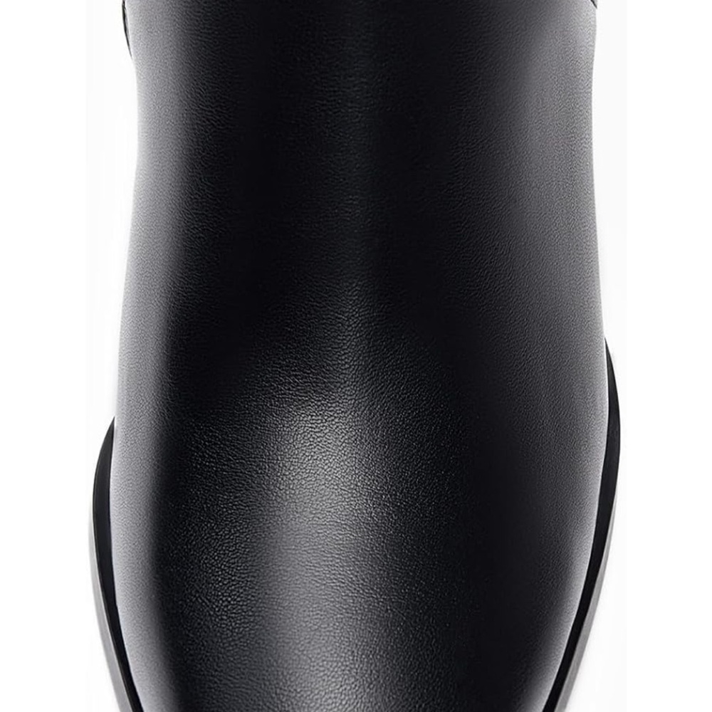 Elegant Black Ankle Boots